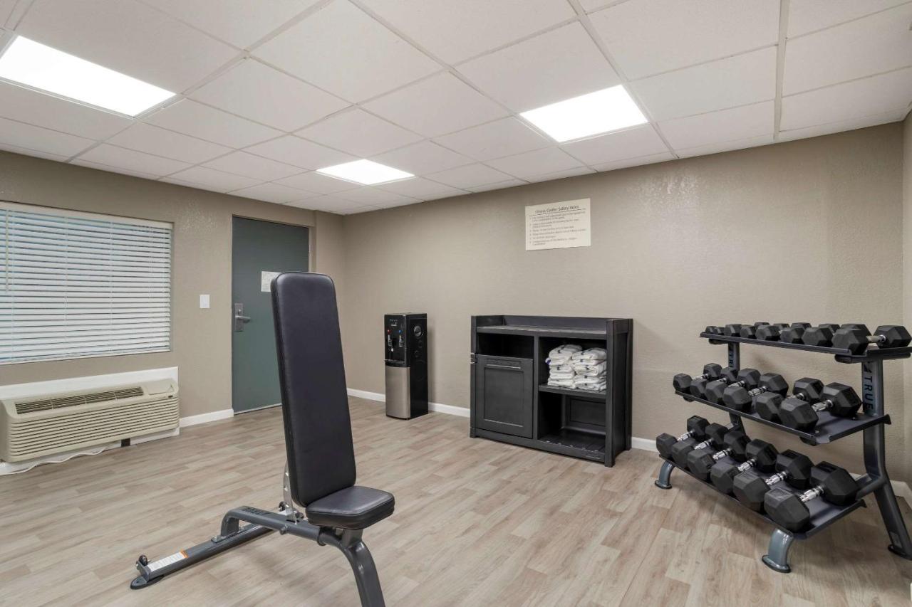 Clarion Pointe By Choice Hotel Kimball